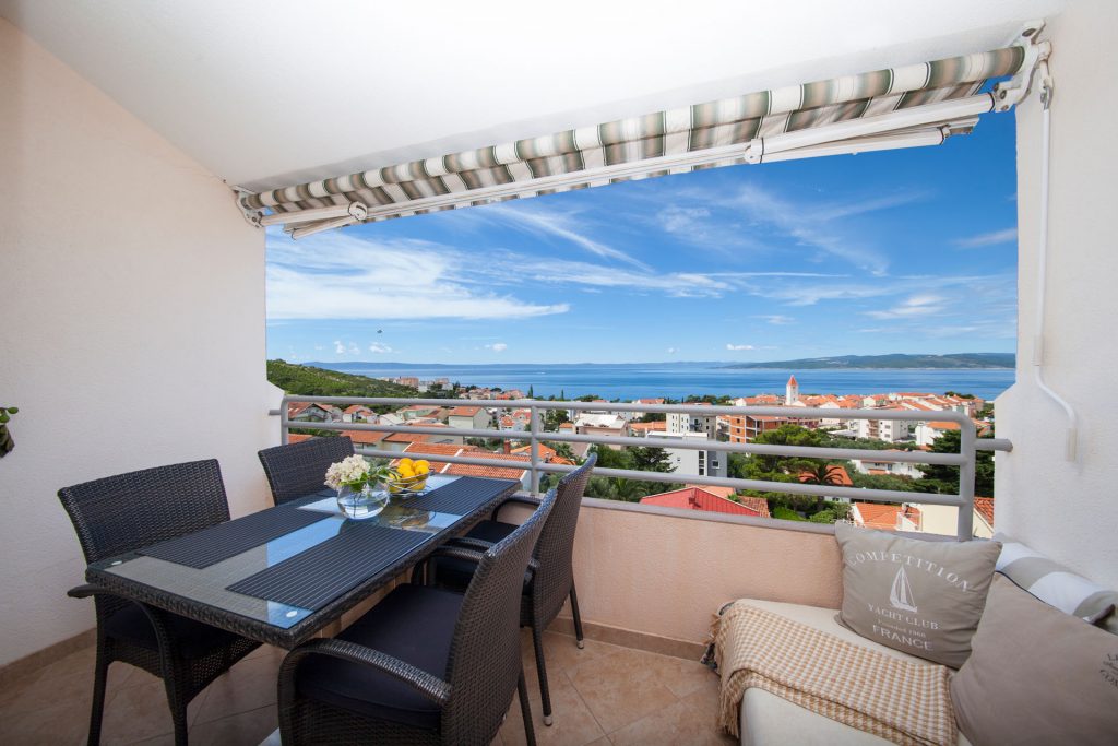 Atraktivan dvosoban stan Promajna