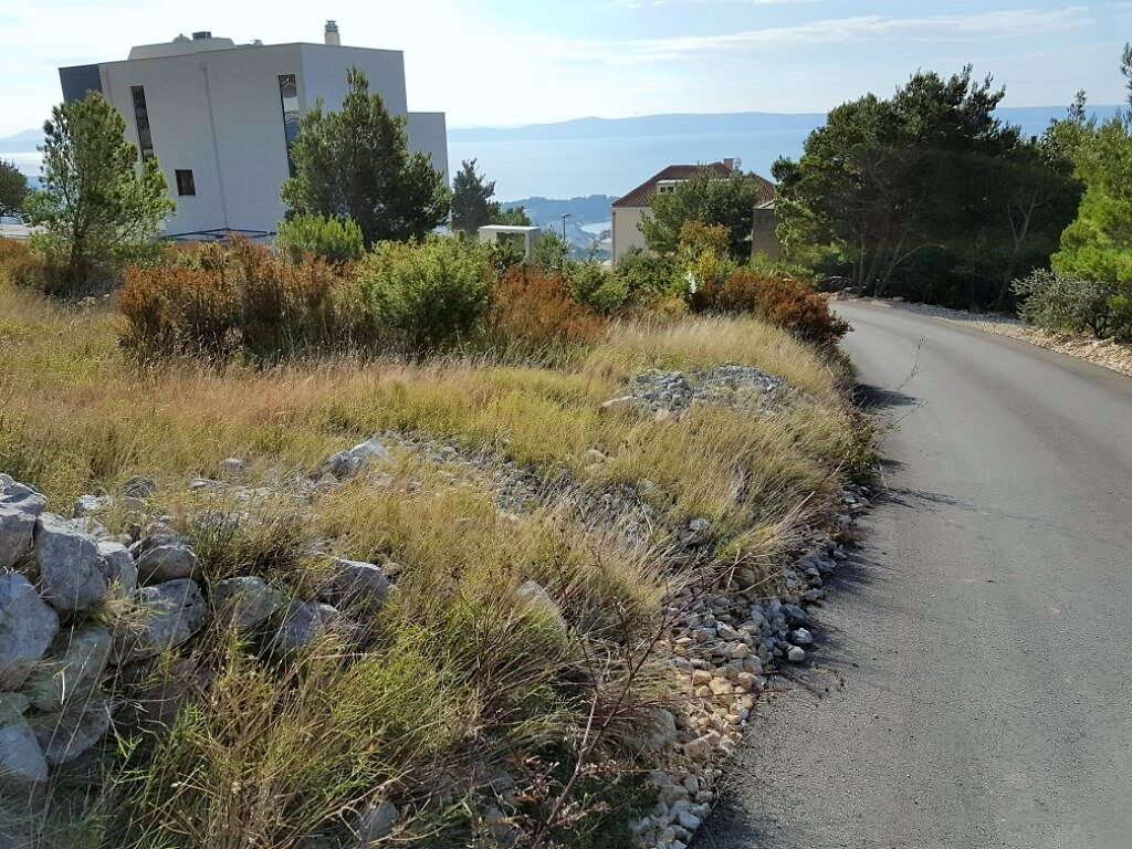 Makarska zemljšte 653m2 , Veliko brdo