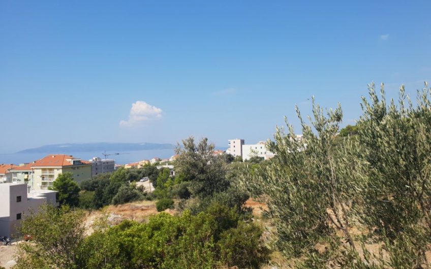 VERY ATTRACTIVE PARCEL OF LAND (2170 M2) IN MAKARSKA