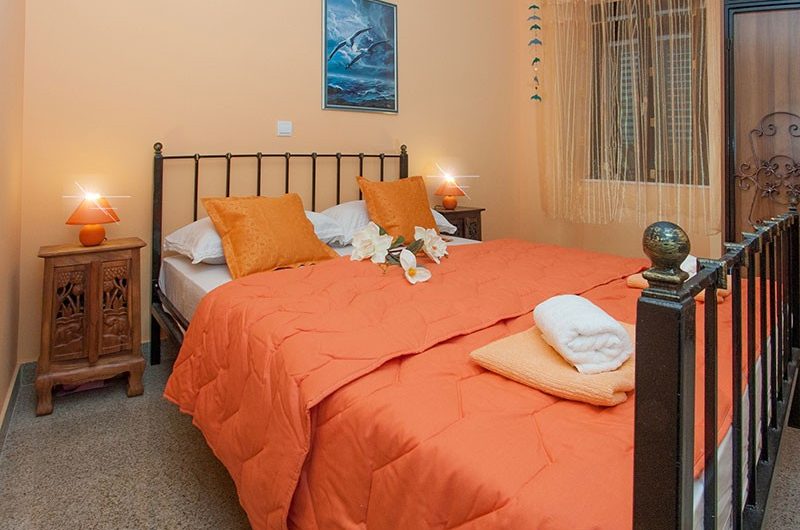HOUSE WITH A RESTAURANT IN THE CENTRE OF MAKARSKA