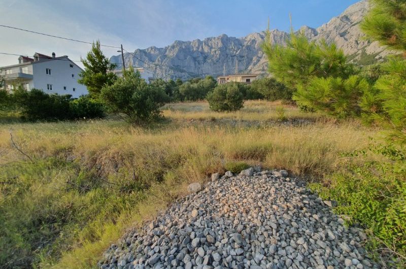 Makarska building plot 1597m2