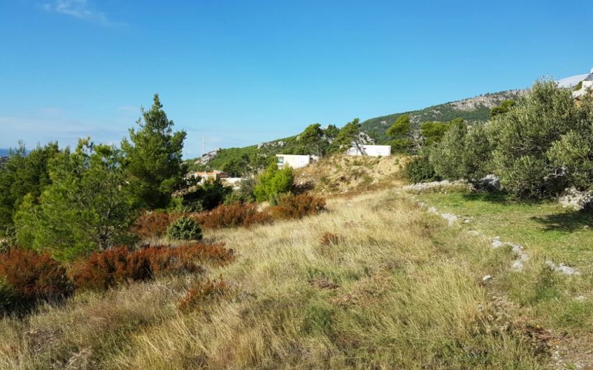 PARCEL OF LAND ( 653 M2) IN VELIKO BRDO, MAKARSKA