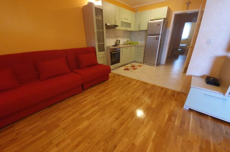 FURNISHED APARTMENT IN THE EASTERN PART OF MAKARSKA