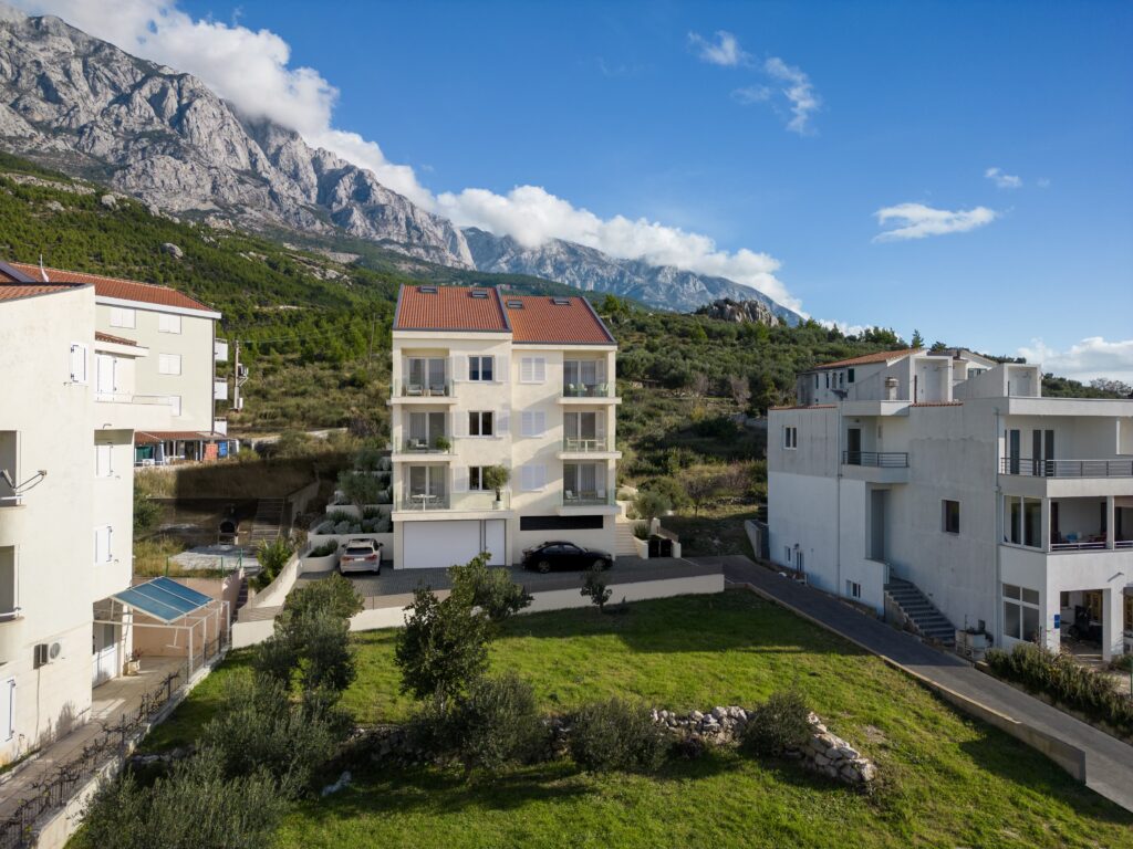 Promajna atraktivni apartmani u izgradnji blizu mora