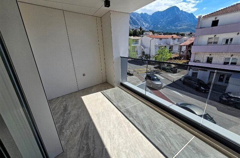 Baška voda luksuzan apartman blizu mora