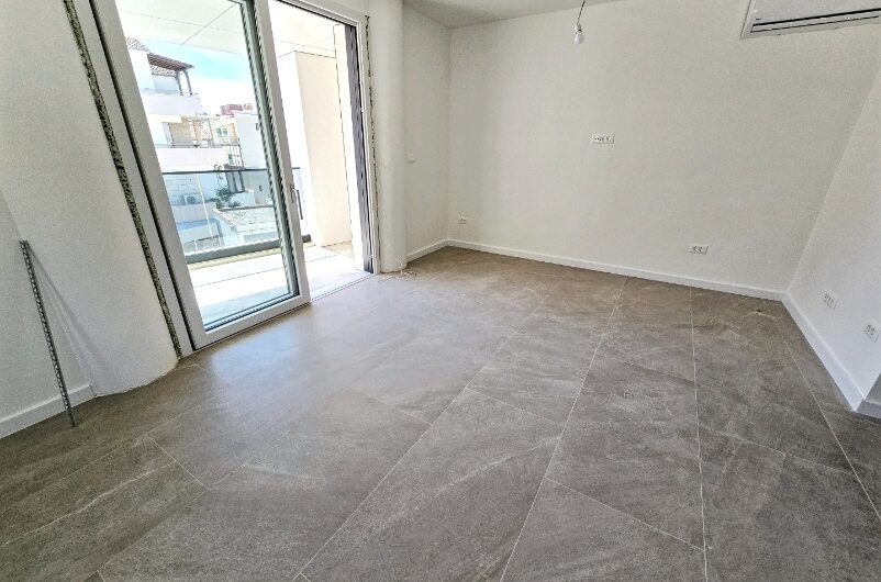 Baška voda luksuzan apartman blizu mora