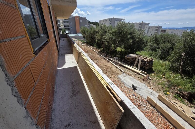 Makarska, trosoban stan na odličnoj lokaciji