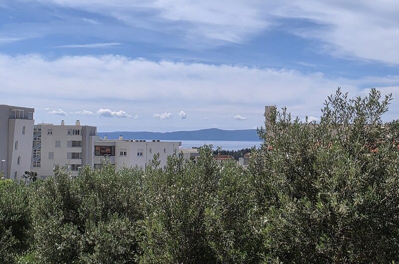 Makarska, trosoban stan na odličnoj lokaciji
