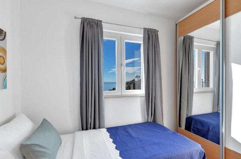 Makarska, dvosoban stan s pogledom na more