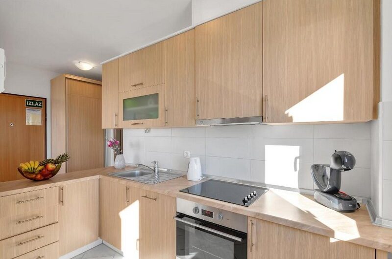 Makarska, dvosoban stan s pogledom na more