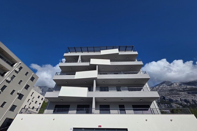 Makarska atraktivan dvosoban stan novogradnja
