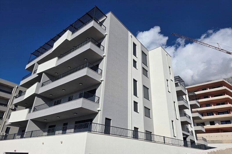 Makarska atraktivan dvosoban stan novogradnja