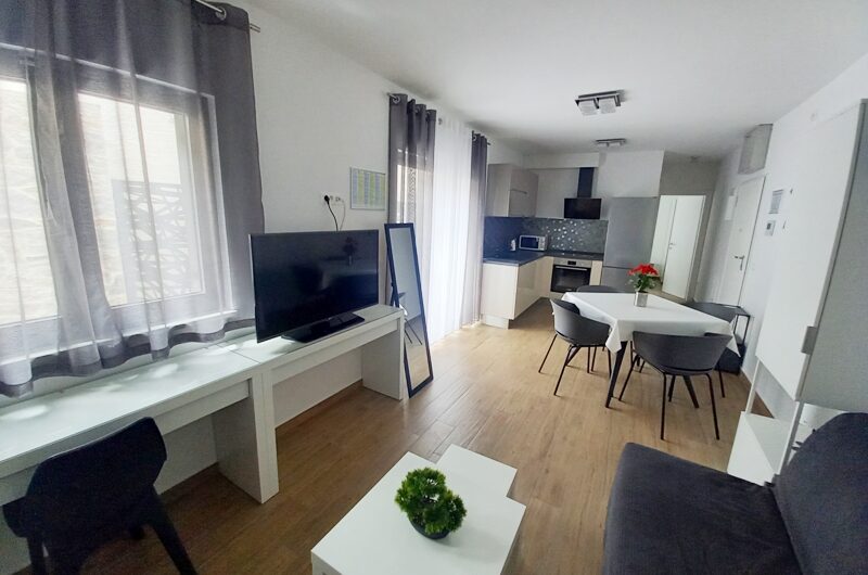 Makarska, apartmanska kuća u samom centru