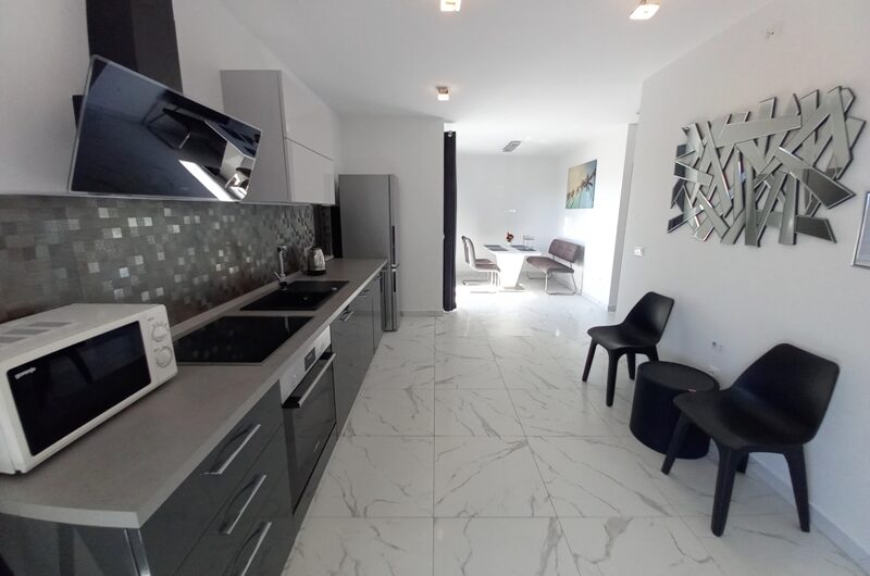 Makarska, apartmanska kuća u samom centru