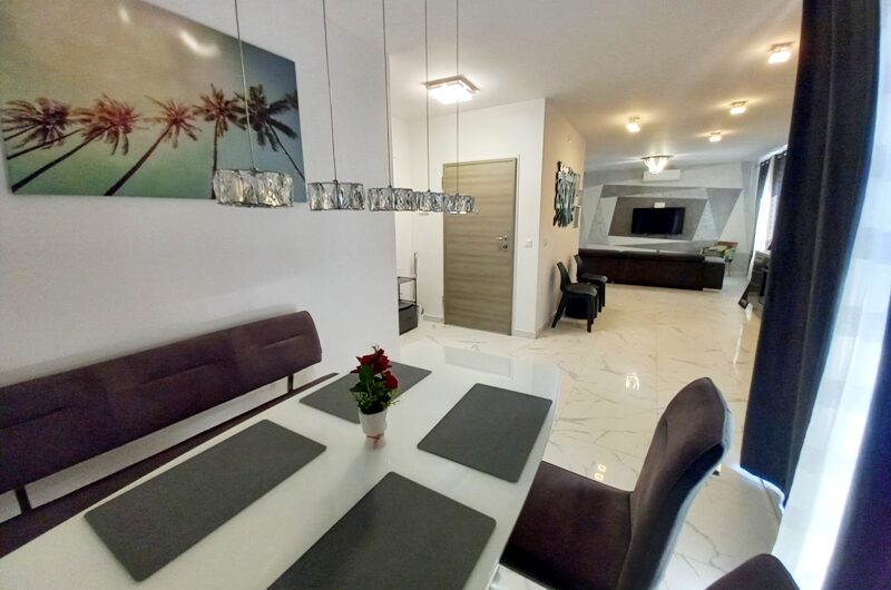 Makarska, apartmanska kuća u samom centru