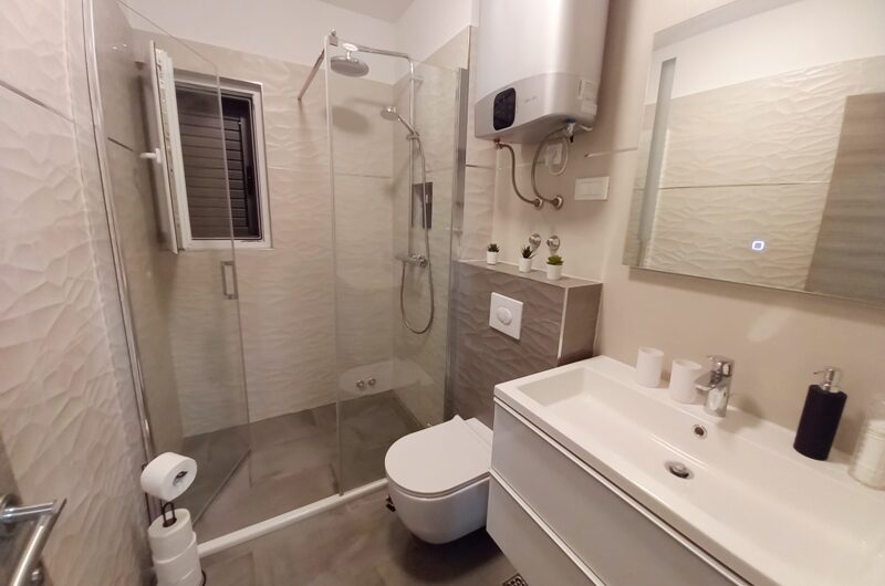 Makarska, apartmanska kuća u samom centru