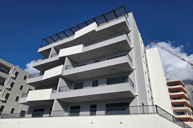 Dvosoban stan s pogledom novogradnja