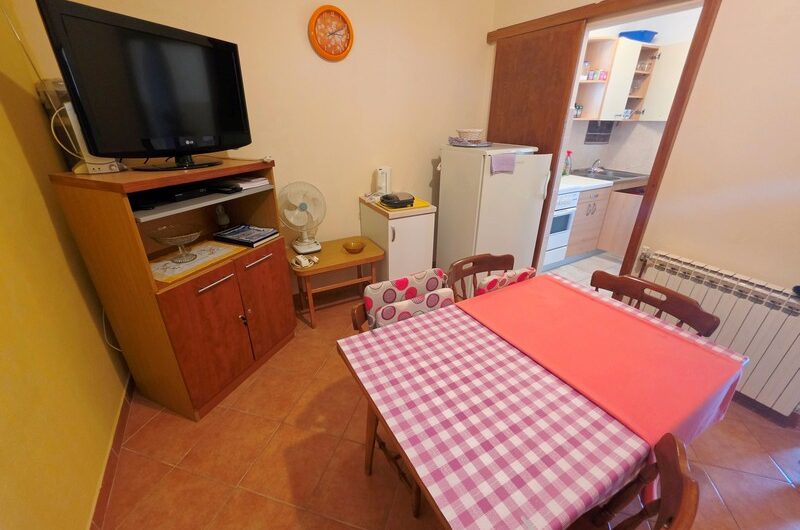 Samostojeća kuća u Velikom brdu, Makarska