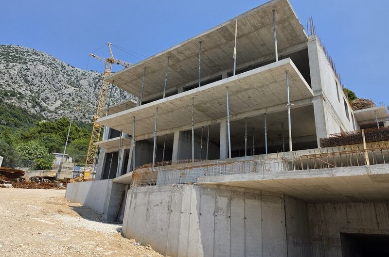 Jednosobni luksuzni stanovi u novogradnji blizu mora u Živogošću