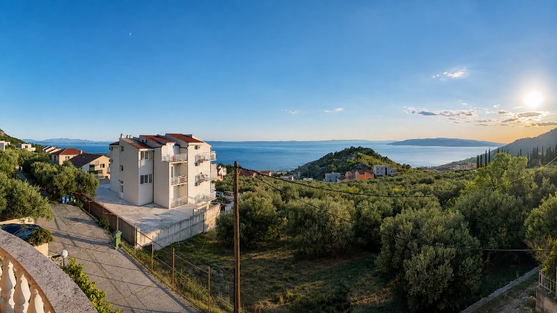 Samostojeća kuća u Velikom brdu, Makarska